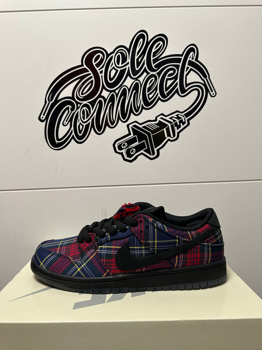 Nike Nardwuar x Dunk Low SB 'Tam O' Shanter Hat'