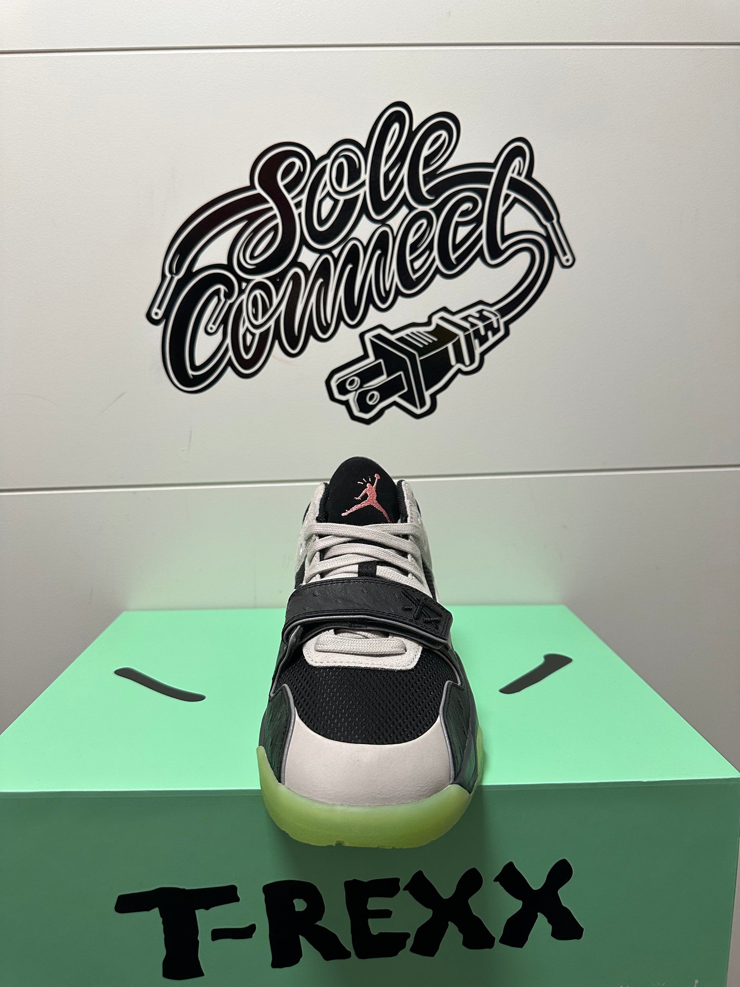 Air Jordan Chase B x Travis Scott x Jordan Jumpman Jack TR 'Black Night Silver'